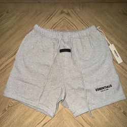 ESSENTIALS SWEATSHORTS (NEW) SIZES L & XL