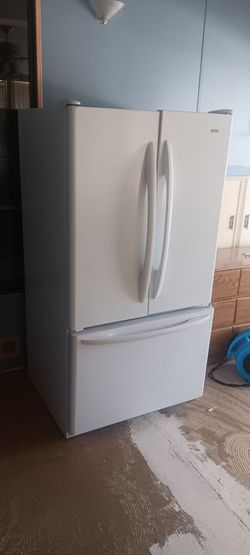 Kenmore refrigerator
