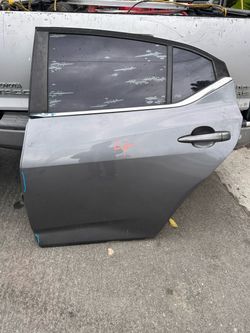 2020-2025 NISSAN SENTRA REAR DOOR