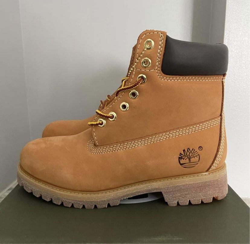 Men’s Timberland Boots. All Sizes