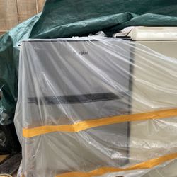 Mini Fridge Whirlpool 