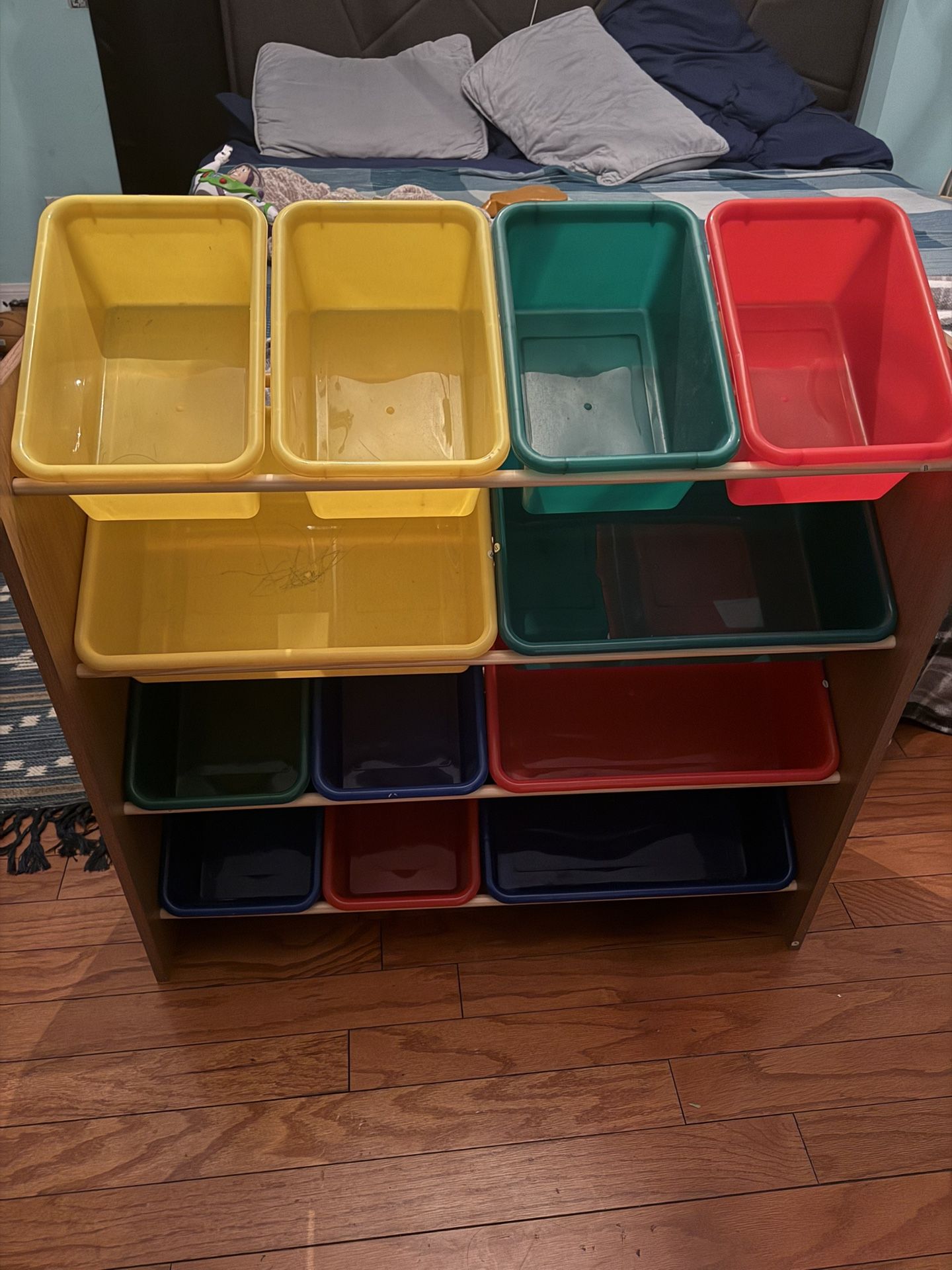 Toy organizer