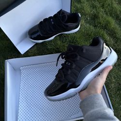 Jordan 11 Low (Sz 9.5) Space Jam