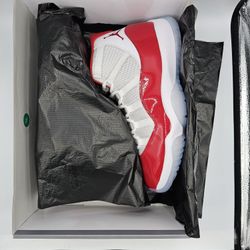 Jordan 11 Retro (Cherry)