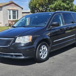 2013 Chrysler Town & Country