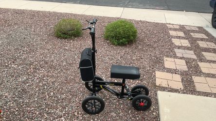 Knee scooter