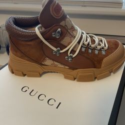 Gucci Men's Boots  DS Size 8.5.. Run Big