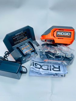RIDGID,18V Cordless AC Inverter Kit with 2.0 Ah Lithium-Ion Battery and Charger
