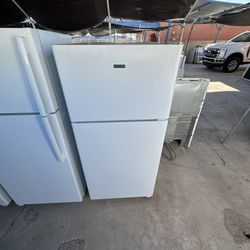 Hotpoint Refrigerator 