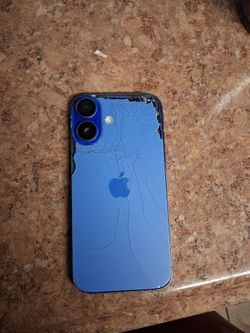 Iphone 16 128Gb 
Stopped Working this weekend randomly, 
Only going to apple logo then back off,