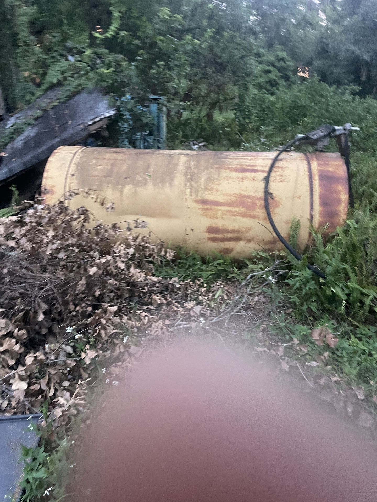 500 Gallon Tank