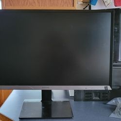 Samsung 32" LCD MONITOR 