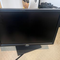 Dell 24” Monitor – HDMI/DP/DVI – Works Great (VESA Mount)