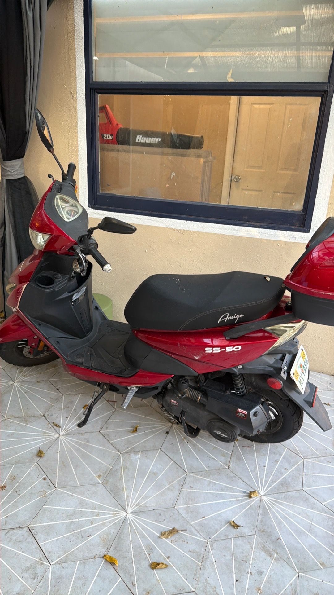 Red mopeds