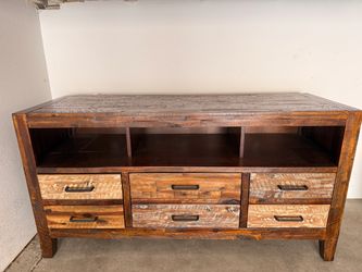 Rustic Wood TV Stand / Media Console – 3 Drawers