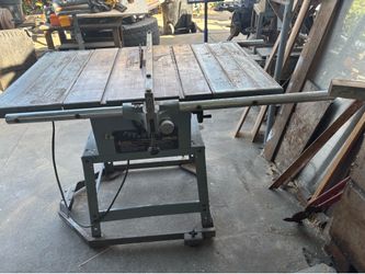 Delta Contractor table saw