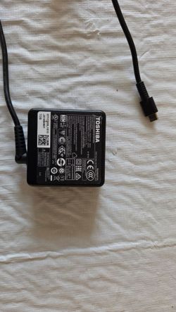 Genuine Toshiba / Dynabook 45W USB-C AC Adapter