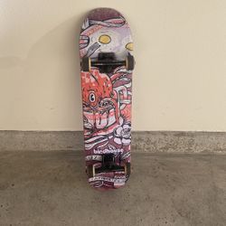 Pro Skateboard Lizzie Armato