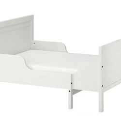 IKEA-SUNDVIK
White Extendable bed frame with slatted bed base & NEW mattress (In Box) $110 Cash MOVING-MUST GO!