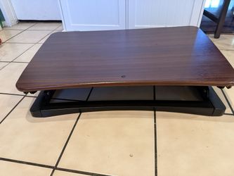 Riser Desk