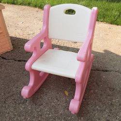Little Tiks Rockimg Chair