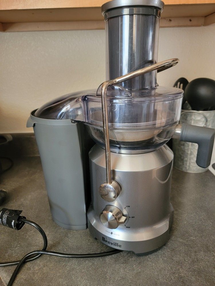 Breville Juicer-Great Shape
