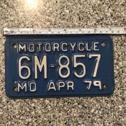 Vintage original MOTORCYCLE  License Plate 1979 from Missouri.