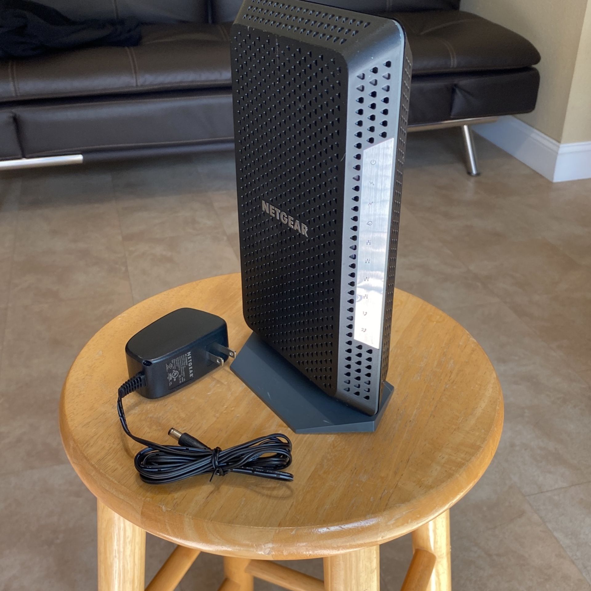 NETGEAR Nighthawk CM1150V Multi-Gig Speed Cable Modem Router + XFINITY Voice