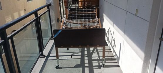 ​Drive Medical Delta Ultra-Light 1000 Semi-Electric Hospital Bed Frame (Model 15030) with Medical Air Pump