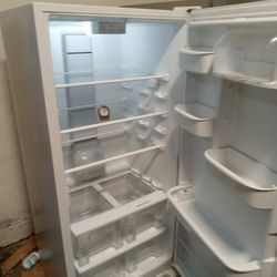 All Refrigerator Whirlpool Price To Sell