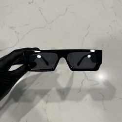 Off White Sunglasses 🔥