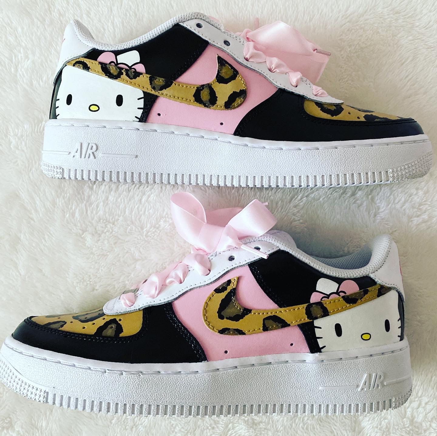 Custom Hello Kitty Air Force 1s