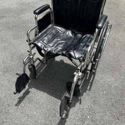 Bariatric Wheelchair 