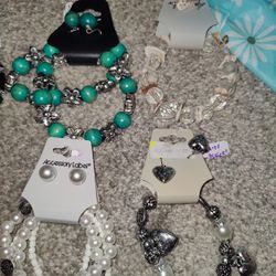 Jewelry Sets $6 Each Or Discount On Bulk