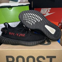 Yeezy Boost 350 V2 'Bred'