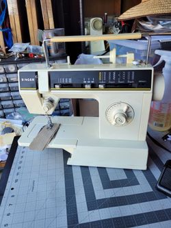 (Pending)  Free singer sewing machine