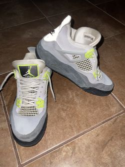 Air Jordan 4 Retro SE ‘neon 95’