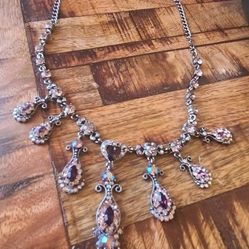 Sparkly Crystal Necklace 