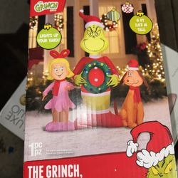 The Grinch X Más Decor 