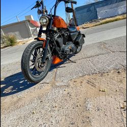 2014 Harley Davidson sportster iron 883