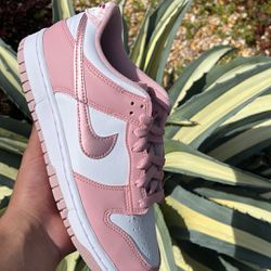 Nike Dunk Pink Velvet 