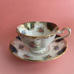 Vintage: Royal Albert ♔ Cleopatra Cup + Saucer ♔ Empress Series Bone China 1983