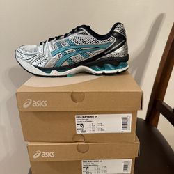 Kayano 14’s  Silver/Tiffany