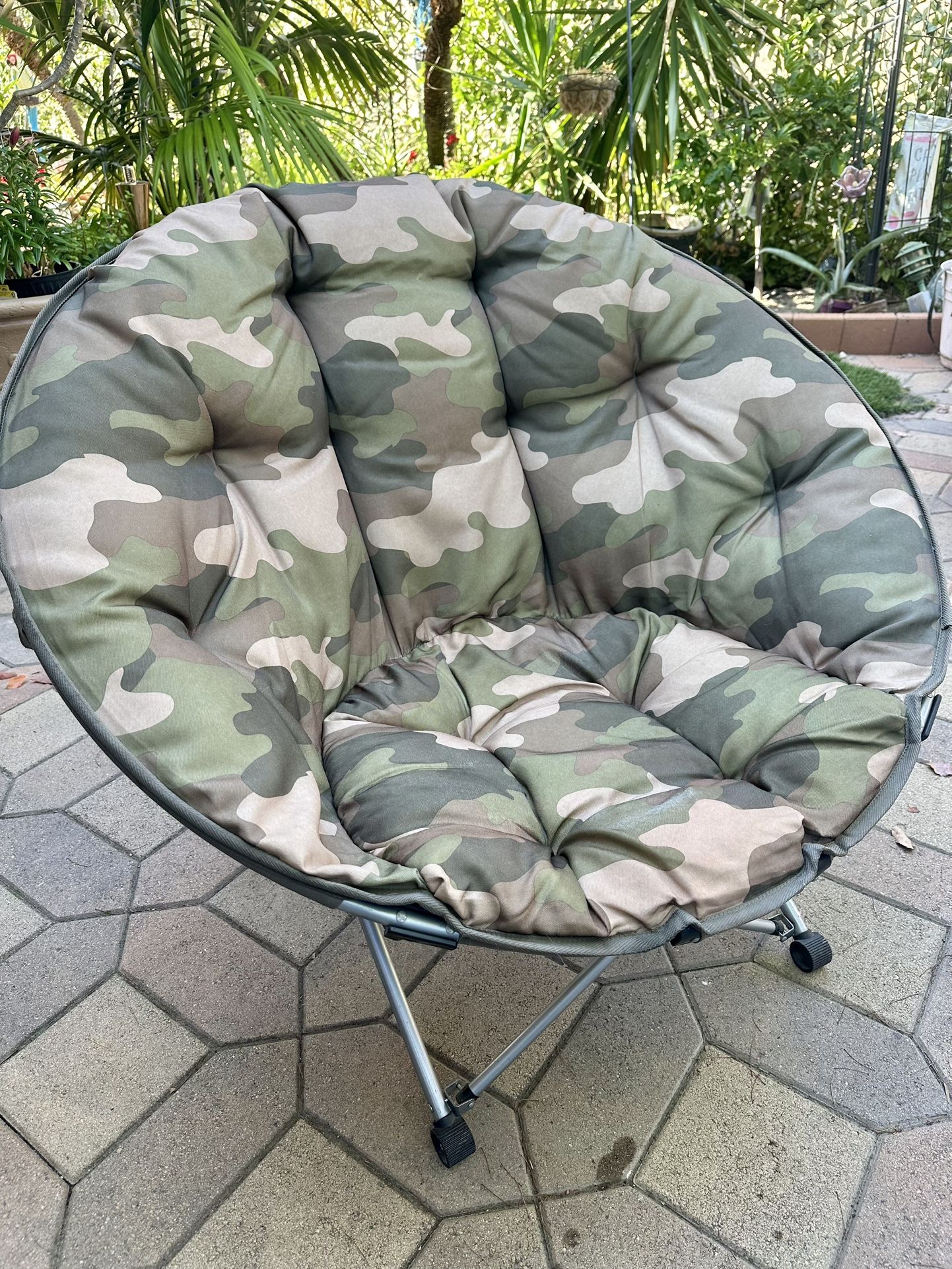 Foldable Saucer Lounge Chair (outdoor/indoor/camping) Large