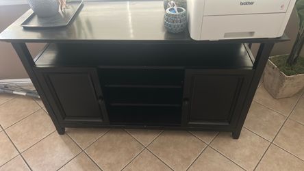 Entertainment center/console