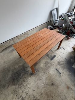 FREE Outdoor Coffee Table