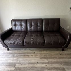 Leather Couch Very Good Condition 