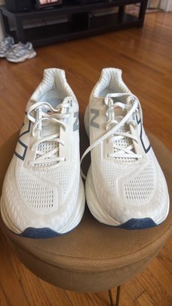 New balance 1080 v 14 Women size 13 men size 11.5