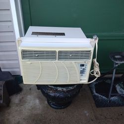 Maytag AC Unit Window Unit