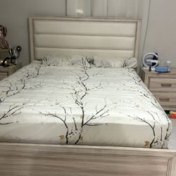 Set Bed Queen Size